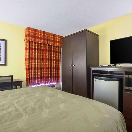 Quality Inn Holly Springs South Exterior photo