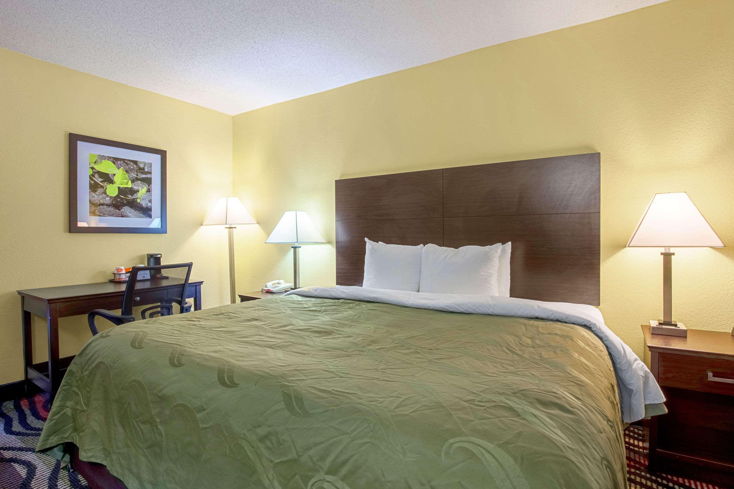 Quality Inn Holly Springs South Exterior photo
